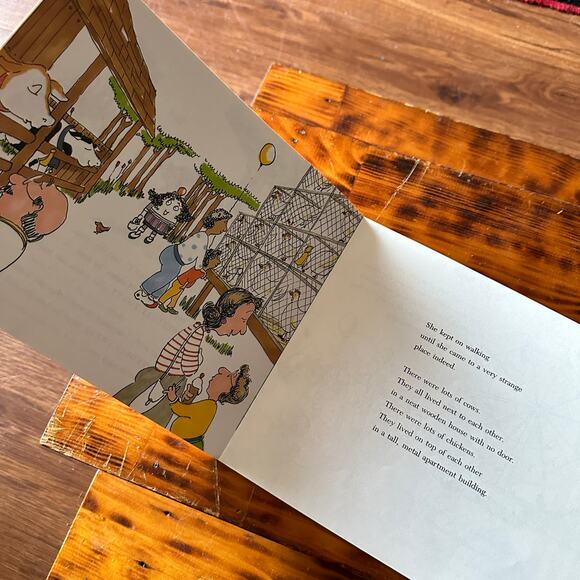 Vintage 1983 Ruthie The Robot Paperback Book - Picture 6 of 9